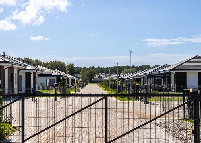 Jura-oro Apartamentai Kunigiskiai בית נופש