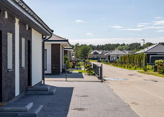 Jura-oro Apartamentai Kunigiskiai בית נופש פלאנגה